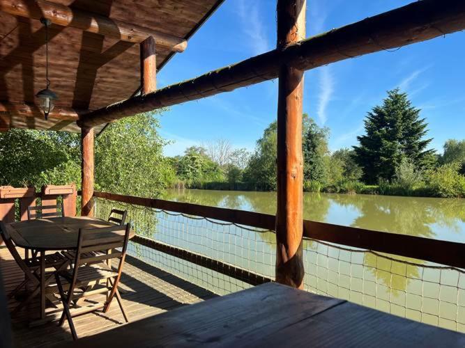 Le Domaine De La Vergnolle Roches  Habitación foto
