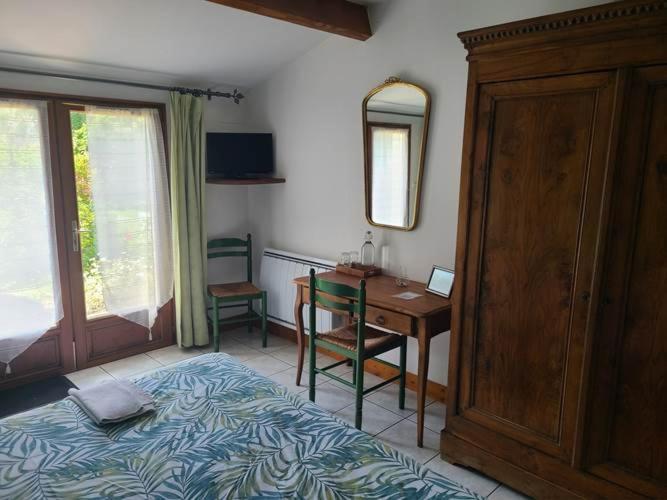 Le Domaine De La Vergnolle Roches  Habitación foto
